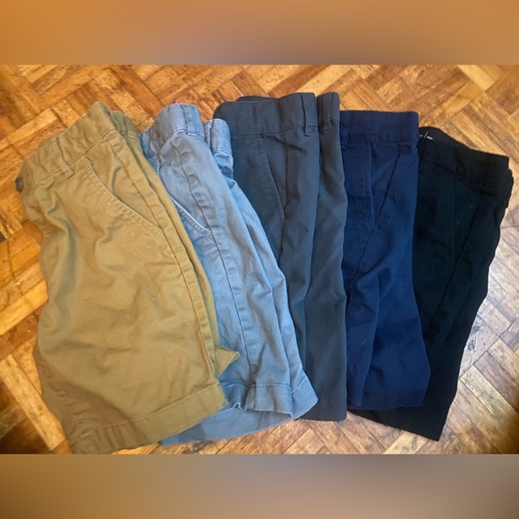 SOLD Boys very lightly worn 6-8 clothing (Zara/H&M/Old Navy) - Picture 1 of 9